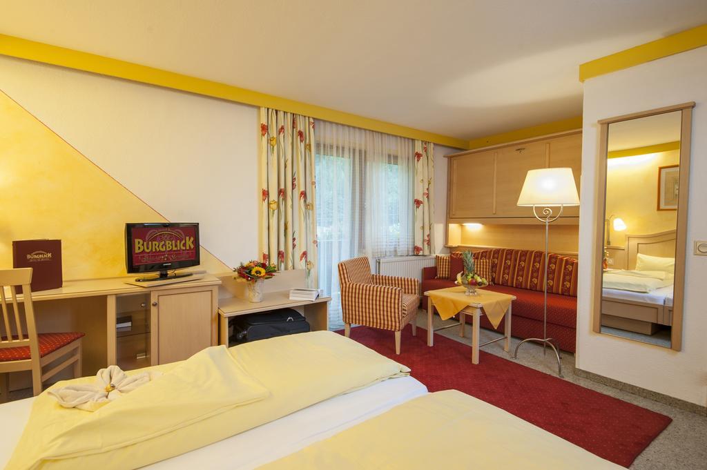 Hotel-Restaurant Burgblick ดอร์ฟกาชไตน์ ห้อง รูปภาพ