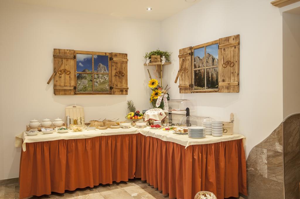 Hotel-Restaurant Burgblick ดอร์ฟกาชไตน์ ภายนอก รูปภาพ