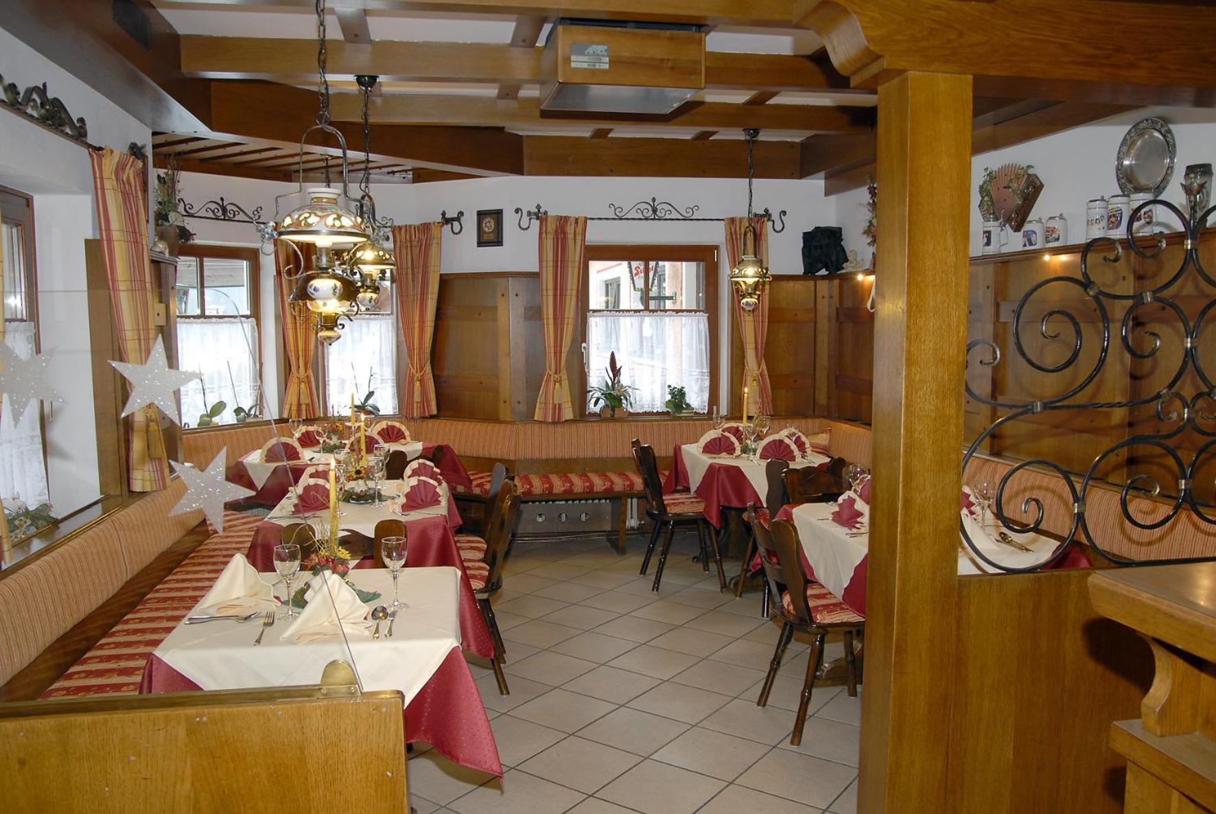Hotel-Restaurant Burgblick ดอร์ฟกาชไตน์ ภายนอก รูปภาพ